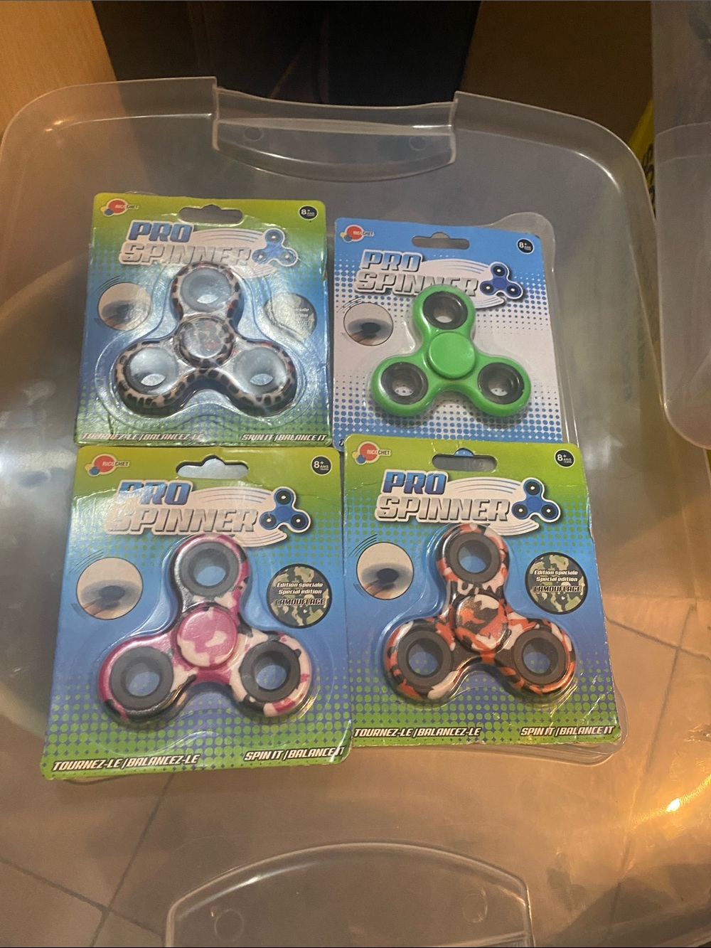Lot of 4 Ricochet Brand Pro Finger Spinner ( C14 )